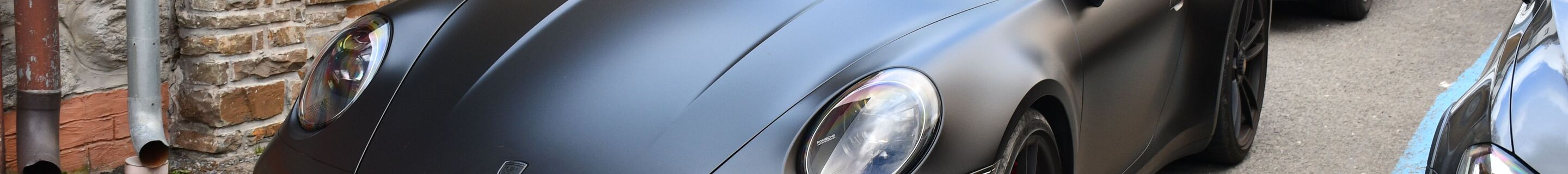 Porsche 992 TechArt Street 520