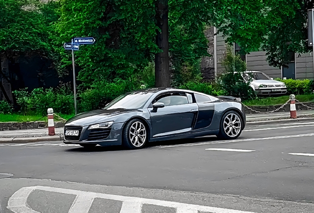Audi R8 2013