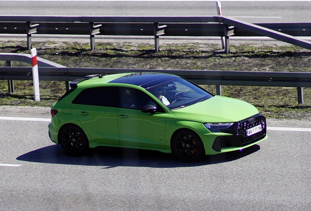 Audi RS3 Sportback 8Y 2025