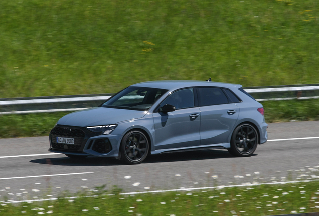 Audi RS3 Sportback 8Y