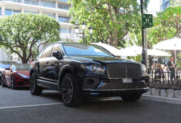 Bentley Bentayga Azure