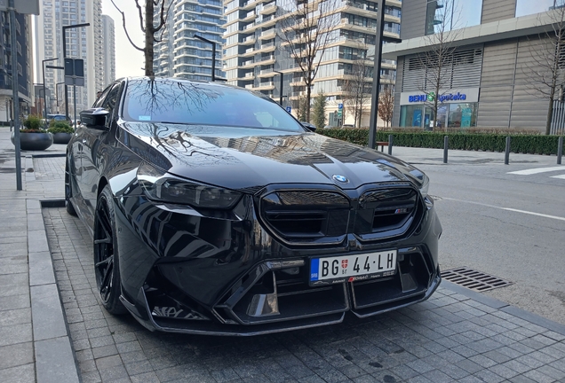 BMW M5 G90