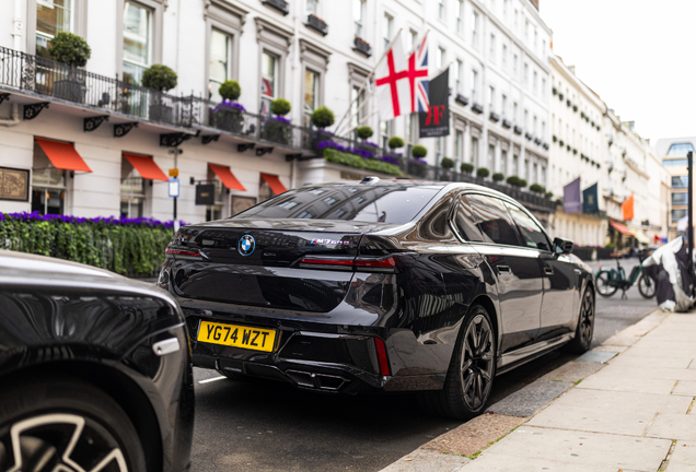 BMW M760e xDrive