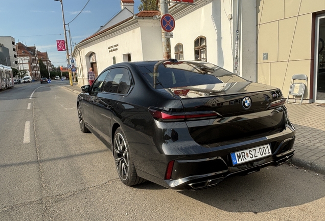 BMW M760e xDrive