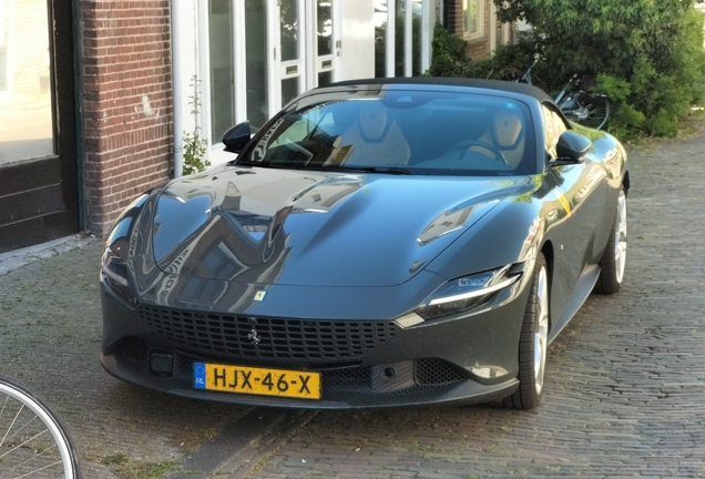 Ferrari Roma Spider