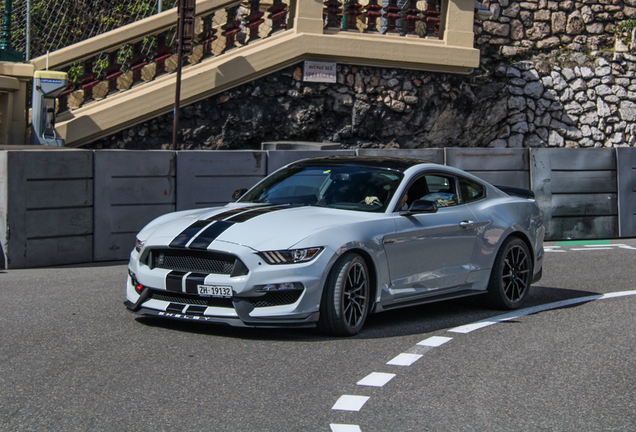 Ford Mustang Shelby GT350 2015