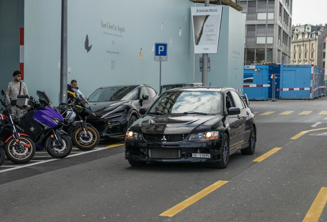 Mitsubishi Lancer Evolution IX