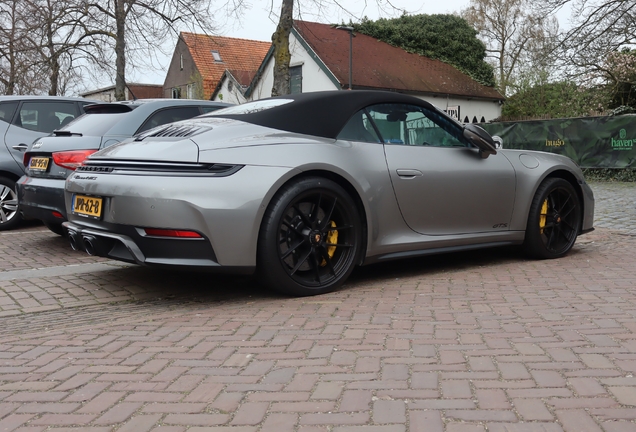 Porsche 992 Carrera 4 GTS Cabriolet MkII