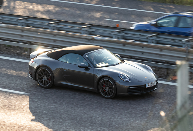 Porsche 992 Carrera 4S Cabriolet MkI