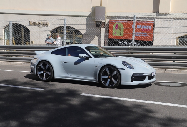 Porsche 992 Sport Classic