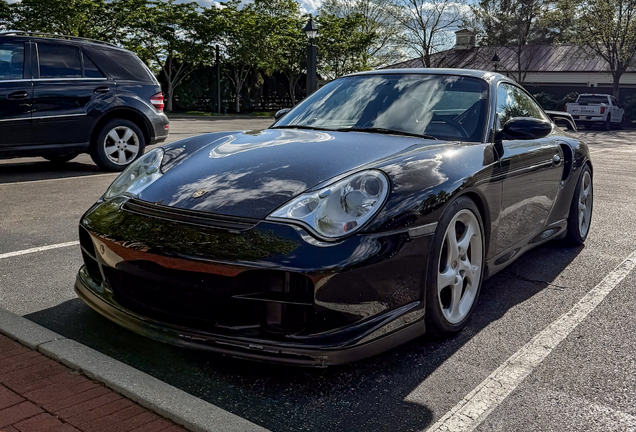 Porsche 996 GT2