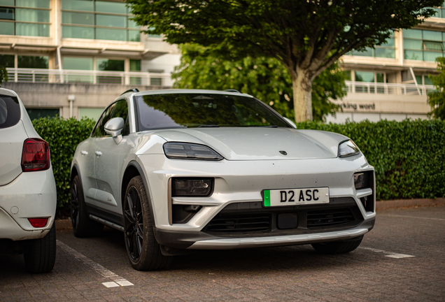 Porsche Macan EV Turbo