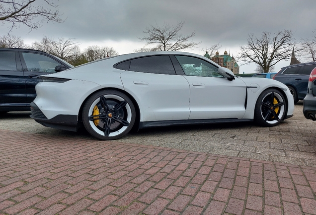 Porsche Taycan Turbo S MkI