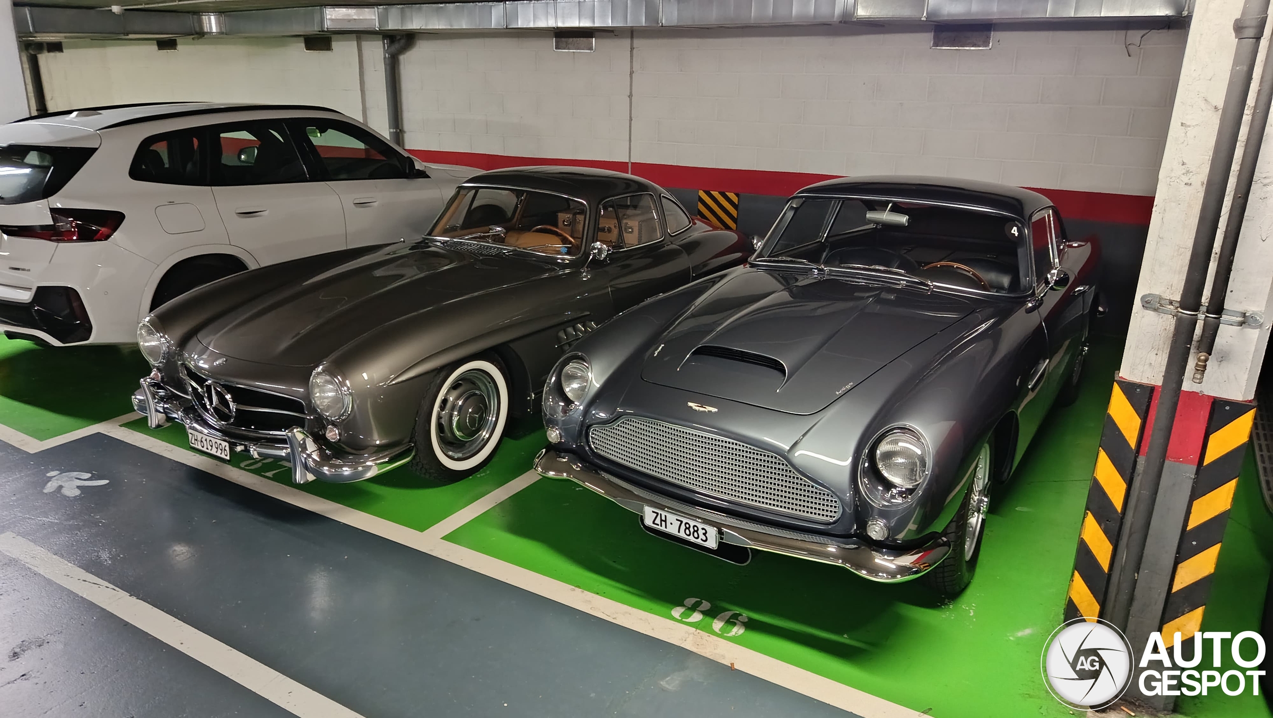 Aston Martin DB4 Superleggera