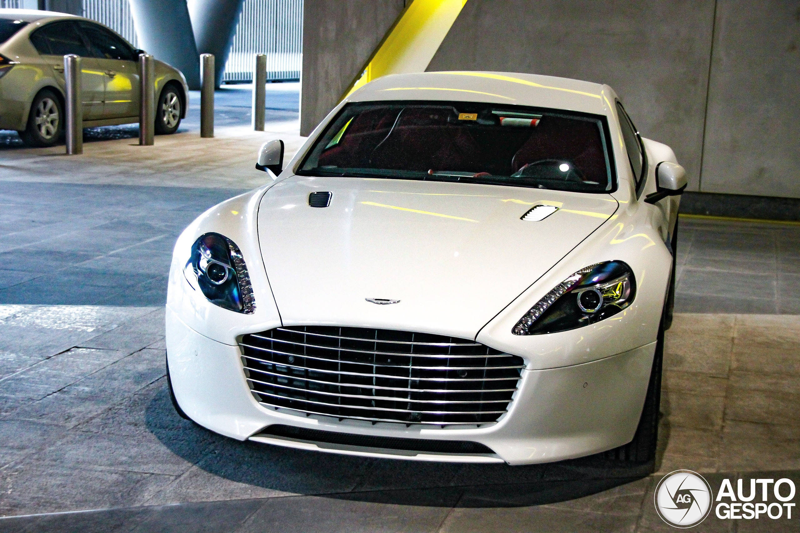 Aston Martin Rapide S