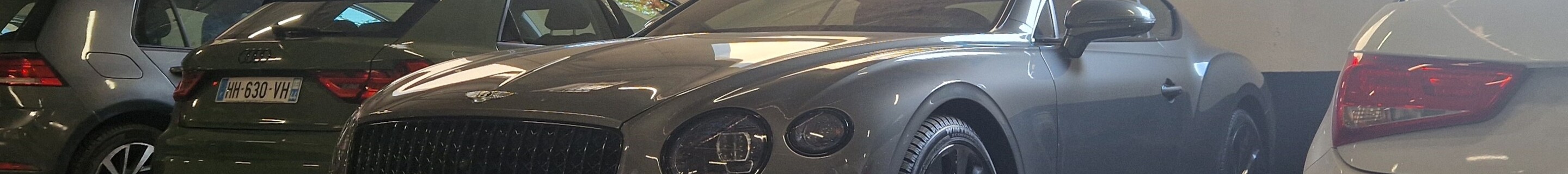 Bentley Continental GT V8 Azure 2024