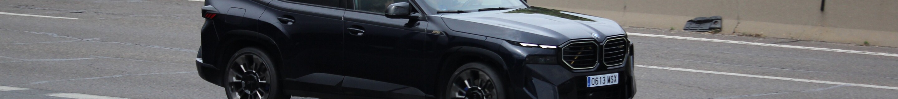 BMW XM G09