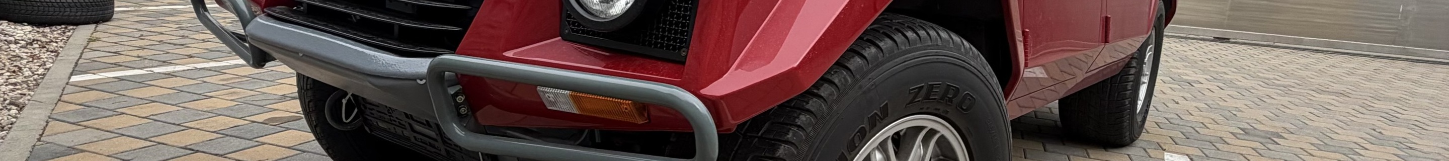 Lamborghini LM002