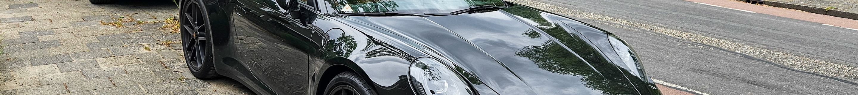 Porsche 992 Carrera 4 GTS Cabriolet MkII