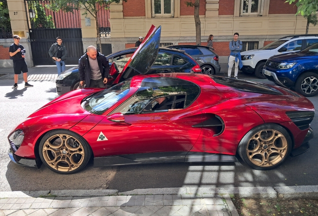 Alfa Romeo 33 Stradale 2023