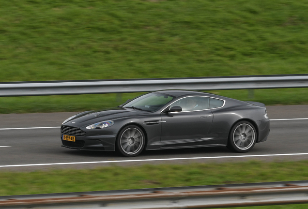 Aston Martin DBS