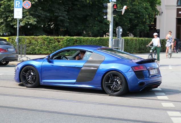 Audi R8 V10