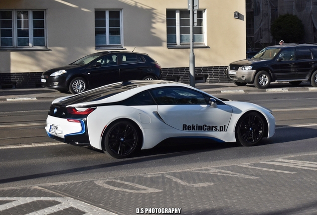 BMW i8