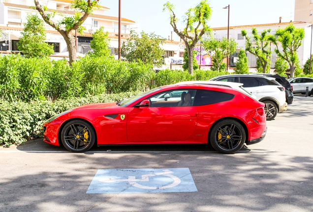 Ferrari FF