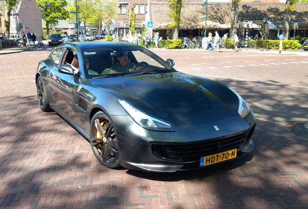 Ferrari GTC4Lusso