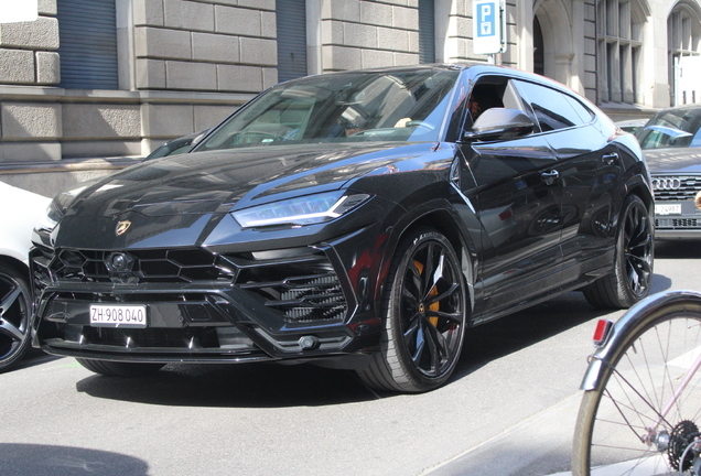 Lamborghini Urus