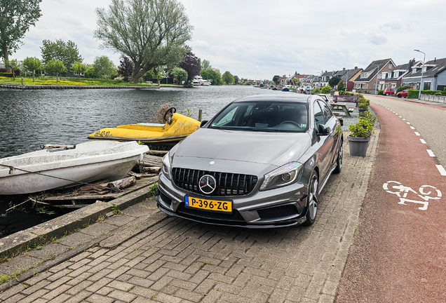 Mercedes-Benz A 45 AMG