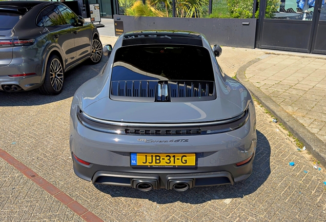 Porsche 992 Carrera 4 GTS MkII