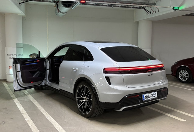 Porsche Macan EV Turbo