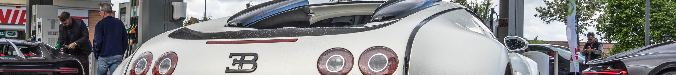 Bugatti Veyron 16.4 Grand Sport Blanc Noir