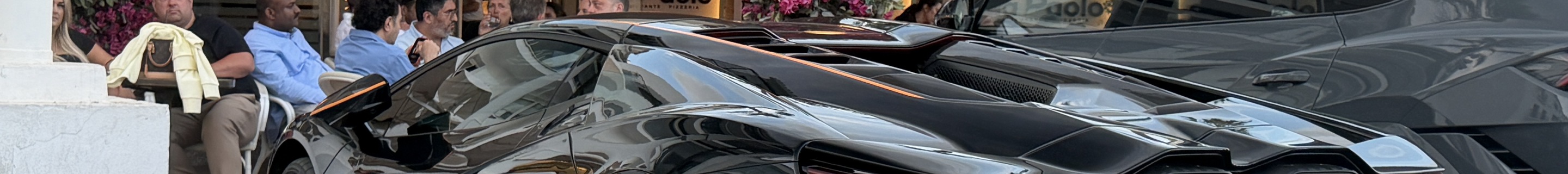 Lamborghini Revuelto