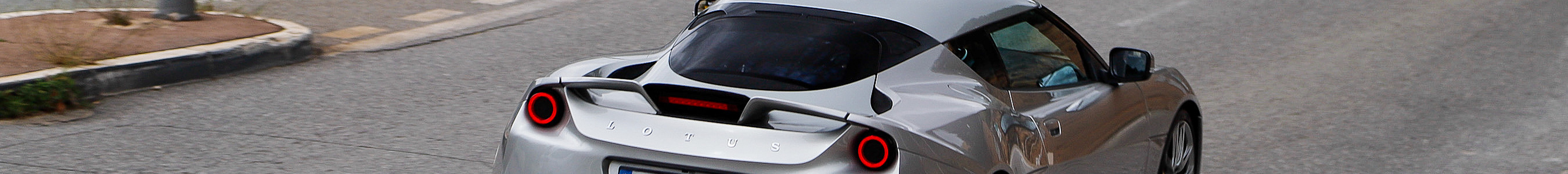Lotus Evora 400