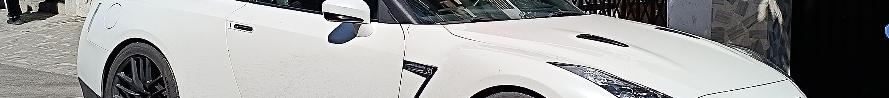 Nissan GT-R 2011