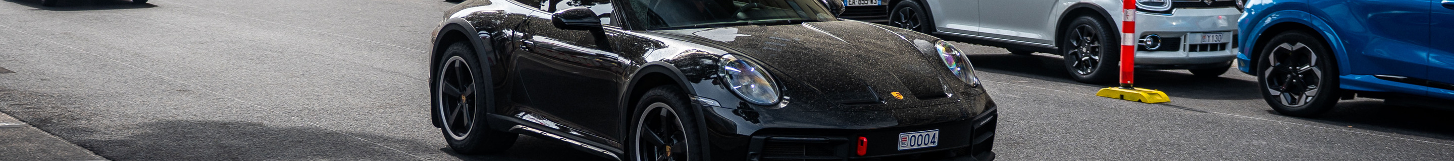 Porsche 992 Dakar