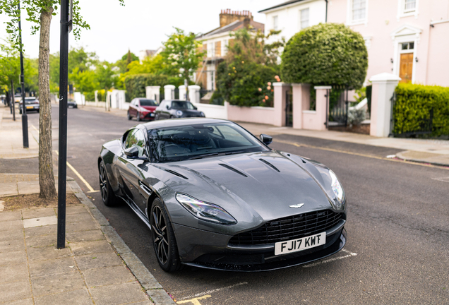 Aston Martin DB11