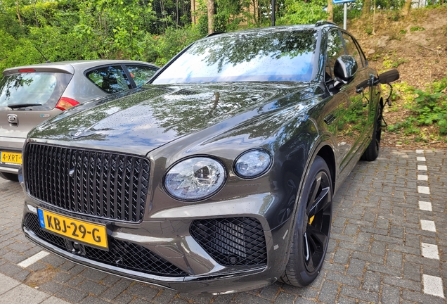 Bentley Bentayga Hybrid Azure 2024