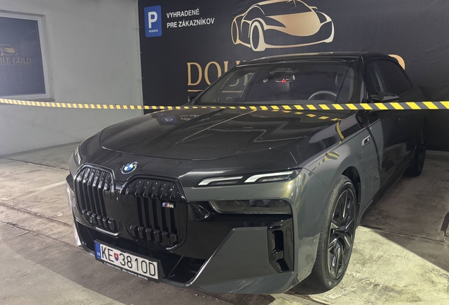 BMW M760e xDrive