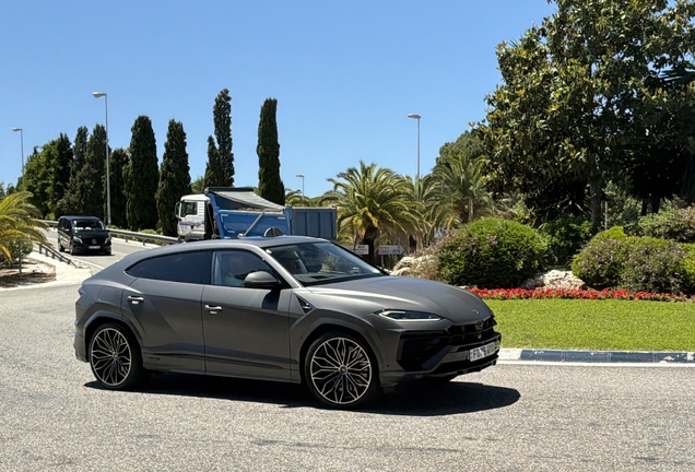 Lamborghini Urus SE
