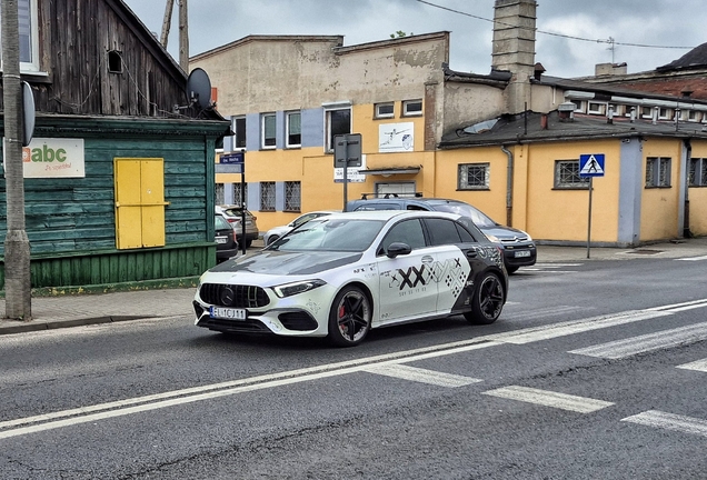 Mercedes-AMG A 45 S W177