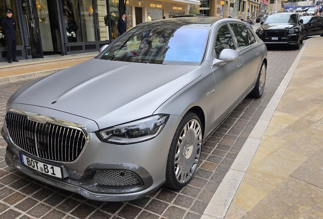 Mercedes-Maybach Brabus S 850 Masterpiece X223