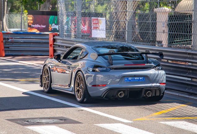 Porsche 718 Cayman GT4 RS Weissach Package
