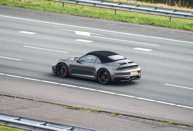 Porsche 992 Carrera 4 GTS Cabriolet MkI