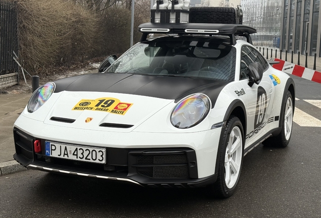 Porsche 992 Dakar