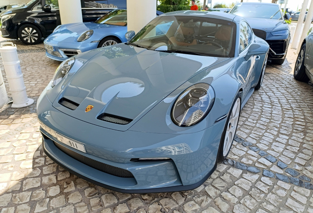 Porsche 992 S/T