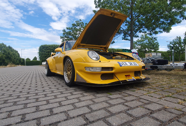 Porsche 993 GT2