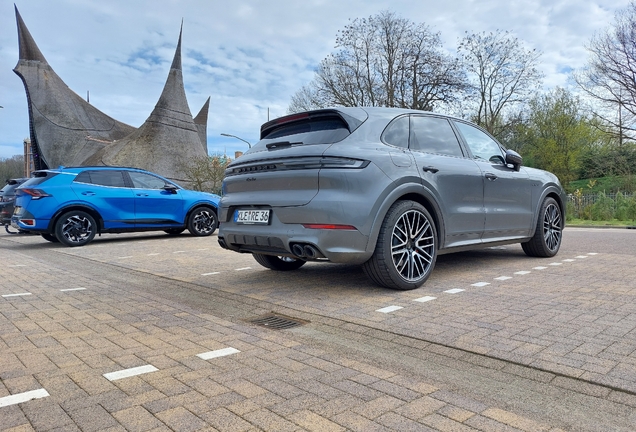 Porsche 9YA Cayenne Turbo E-Hybrid